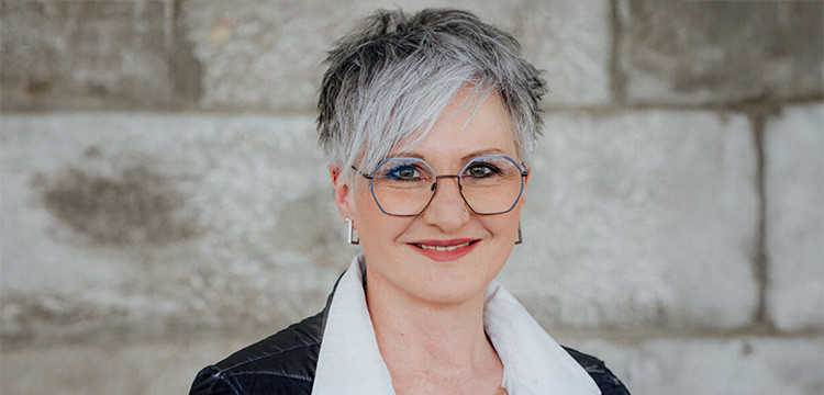 Dagmar Heidemann, Serviceassistentin